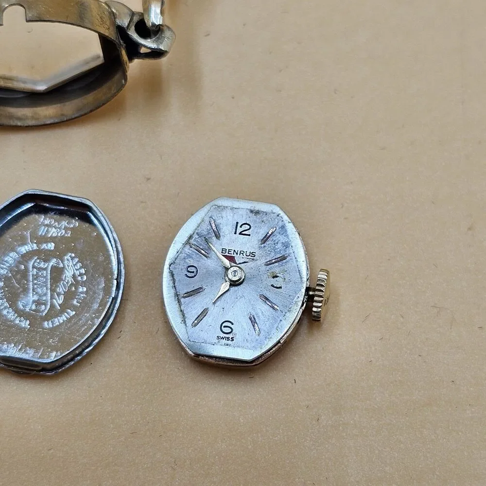 Vintage Benrus Ladies Cocktail Watch 10k RGP Bezel Speidel USA Band Runs Great